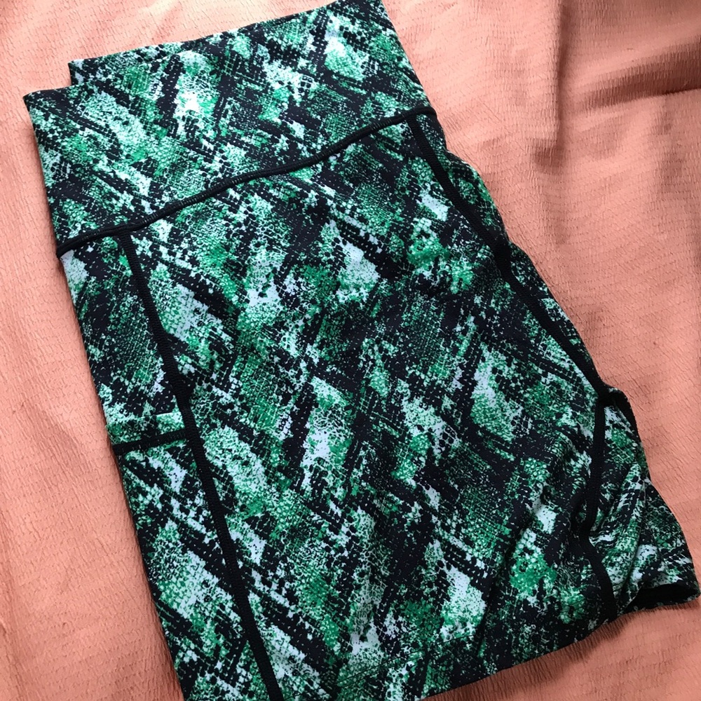 CVG Venom shorts